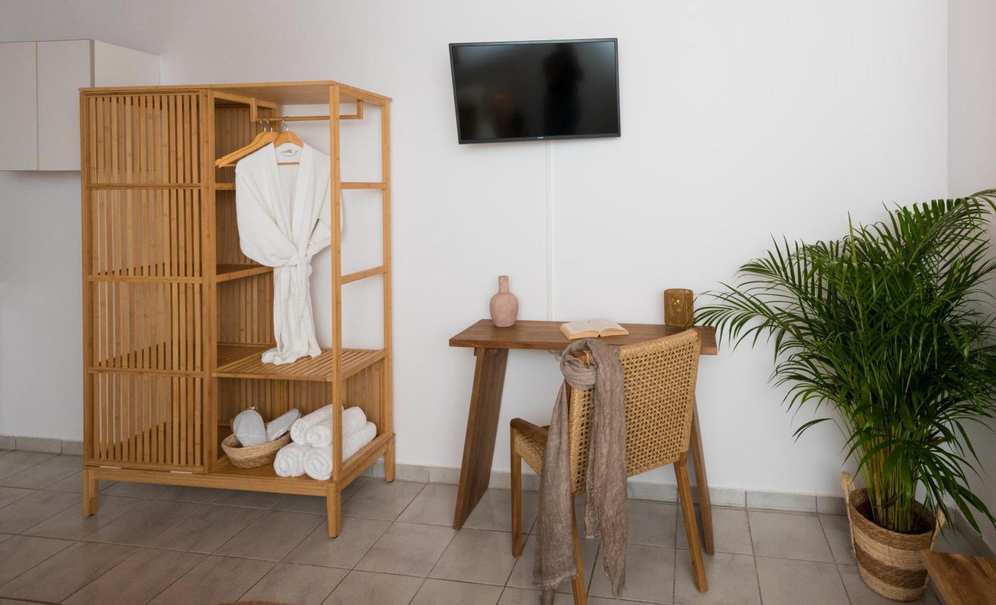 Kanelis Studios & Suites Mytakas Eksteriør billede