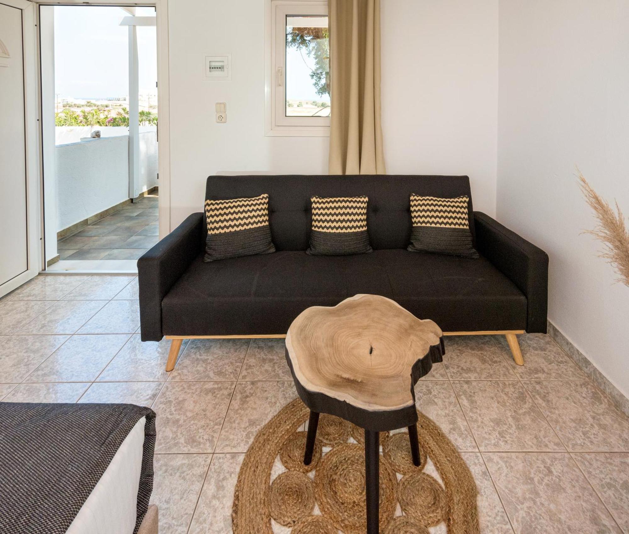 Kanelis Studios & Suites Mytakas Eksteriør billede